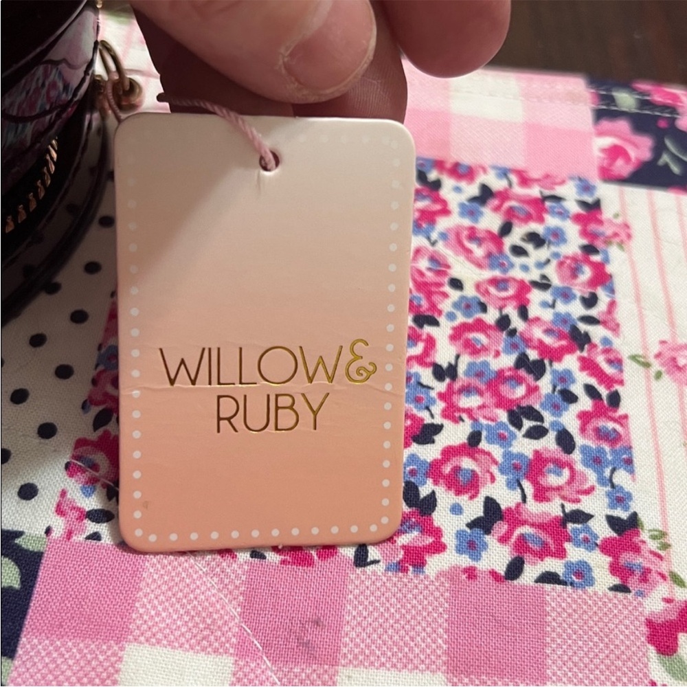 NWT. Willow & Ruby Black Heart-Shaped coin purse. - Picture 4 of 5